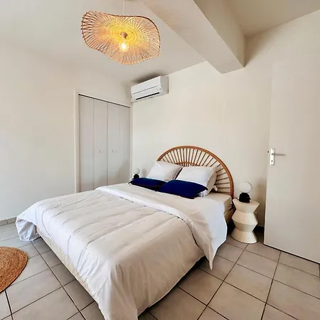 Pieds Dans L Eau La Nartelle Villa