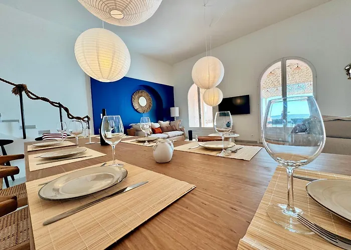 Villa Pieds Dans L Eau La Nartelle Sainte-Maxime