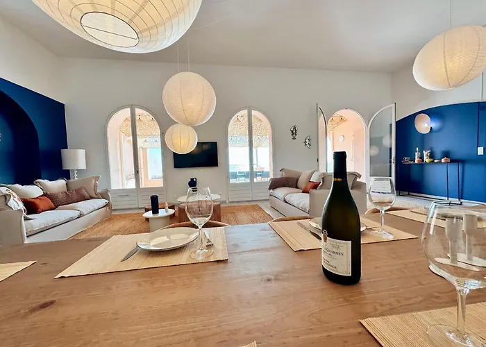 Villa Pieds Dans L Eau La Nartelle